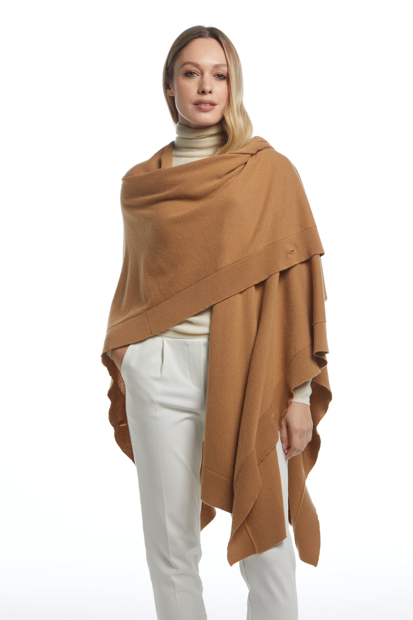Mantella con maniche - Cammello